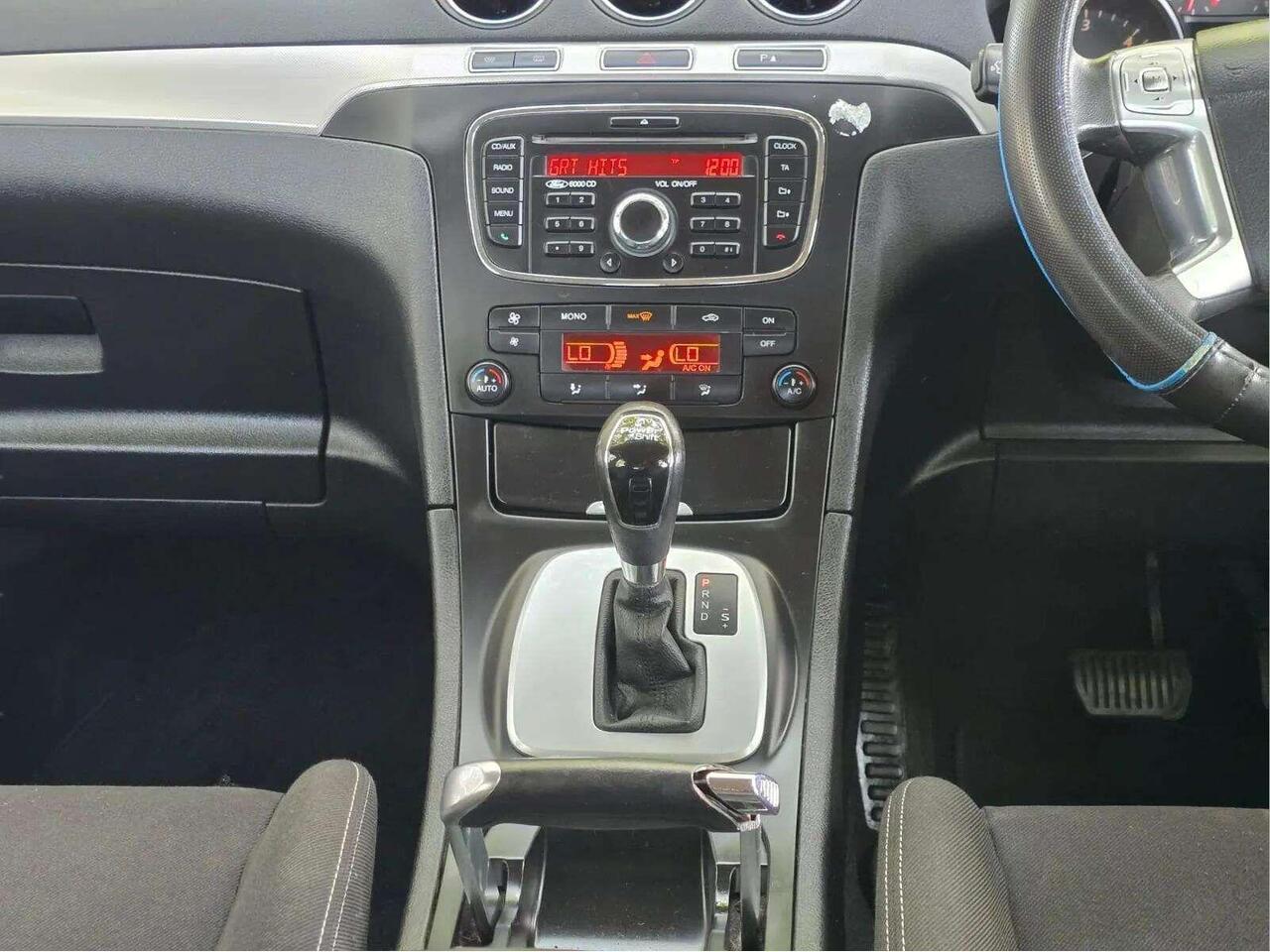 Ford S-Max LV13NSO