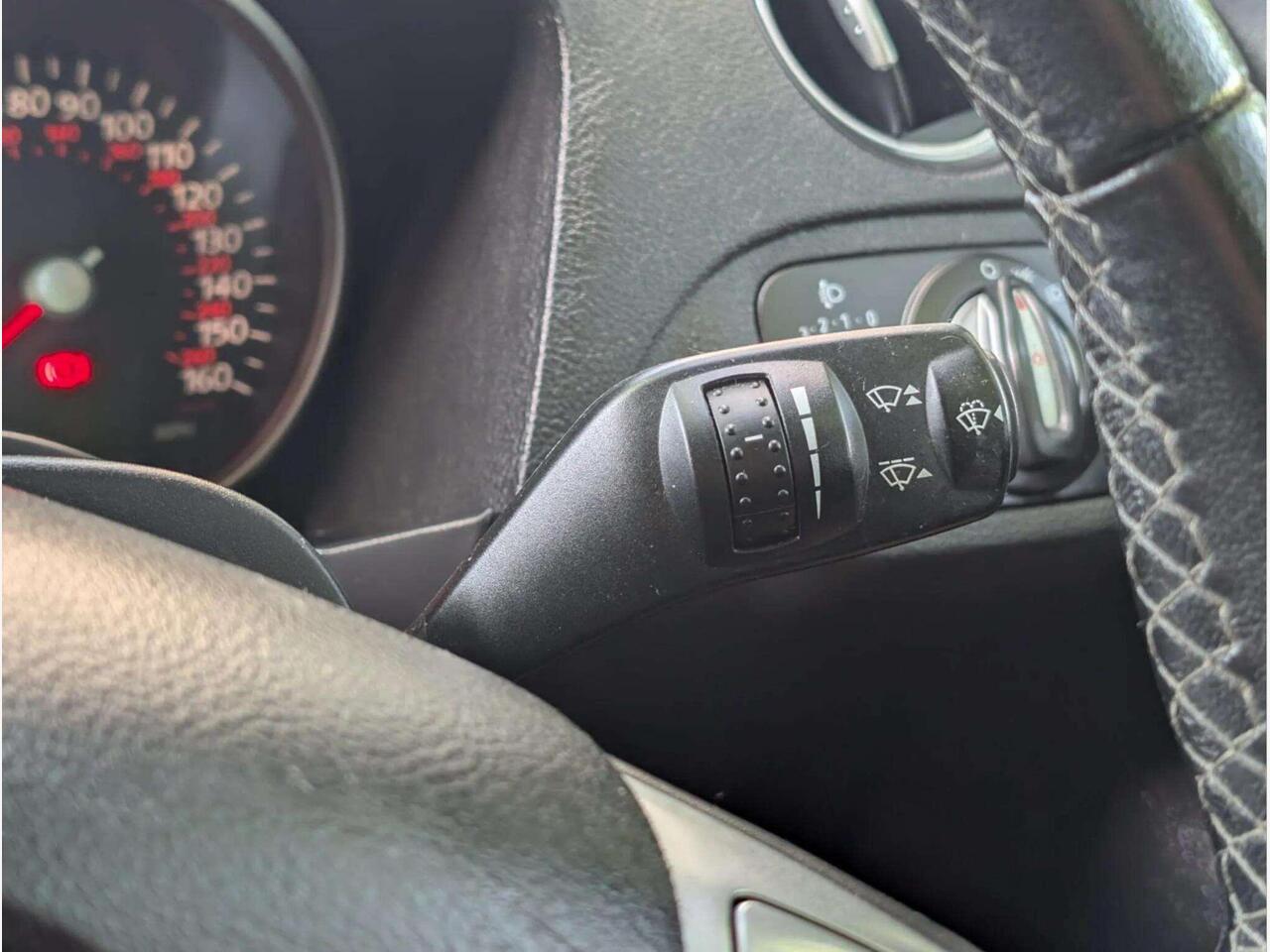 Ford Galaxy YK12ZTY