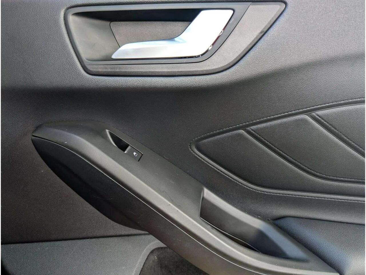 Ford Focus MM18WWJ