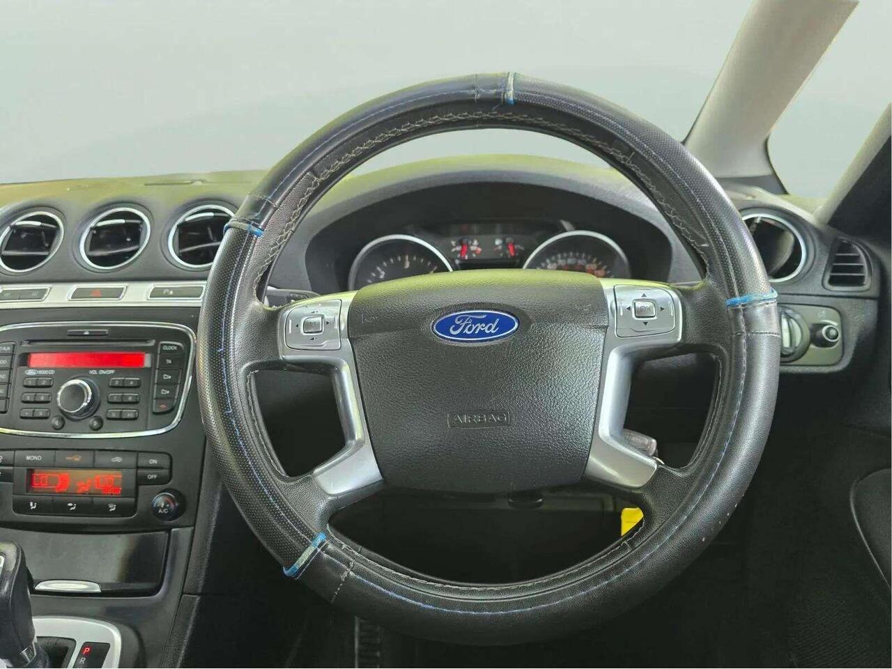 Ford S-Max LV13NSO