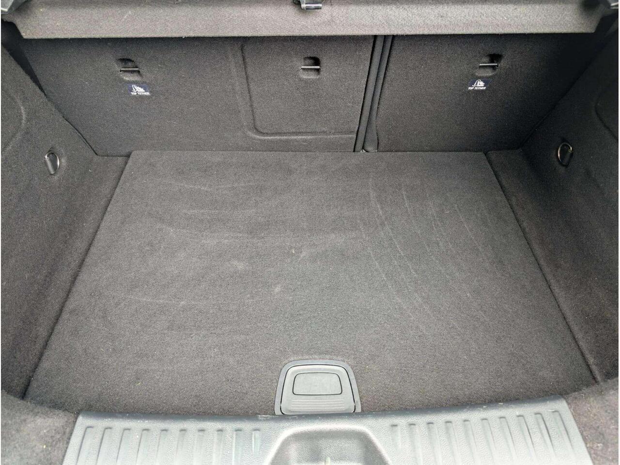 Mercedes-Benz A Class LP15NCF Mercedes-Benz A Class LP15NCF