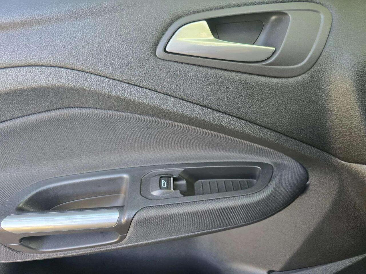 Ford Grand C-Max AP66DDU Ford Grand C-Max AP66DDU