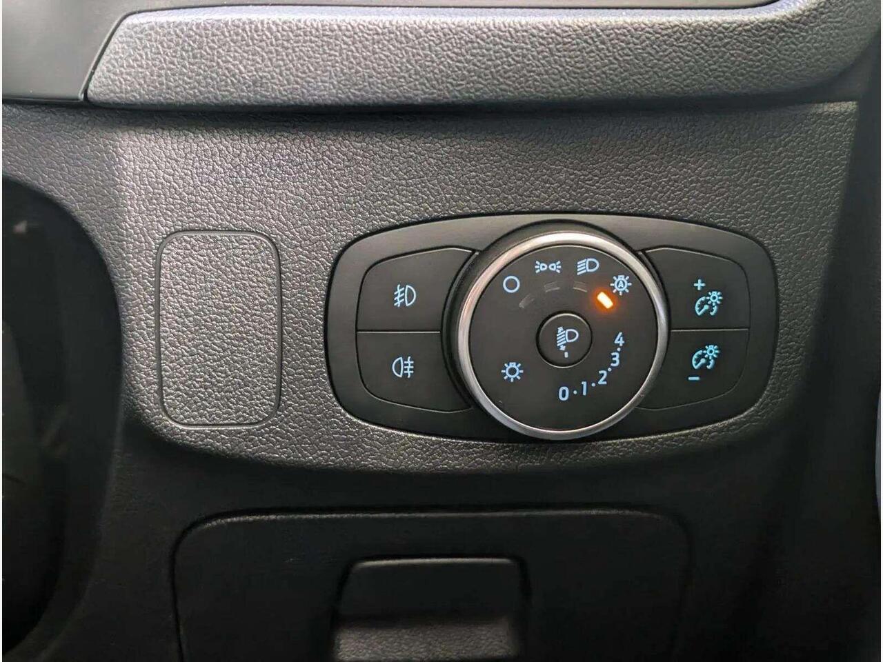 Ford Focus MM18WWJ