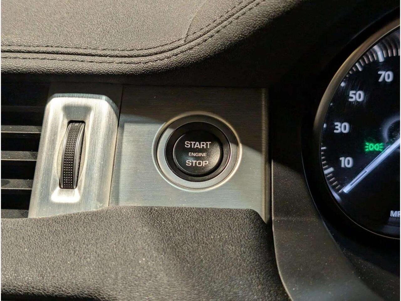 Land Rover Range Rover Evoque CX18UCV