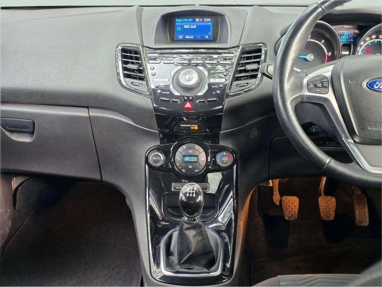 Ford Fiesta YR15YDU Ford Fiesta YR15YDU