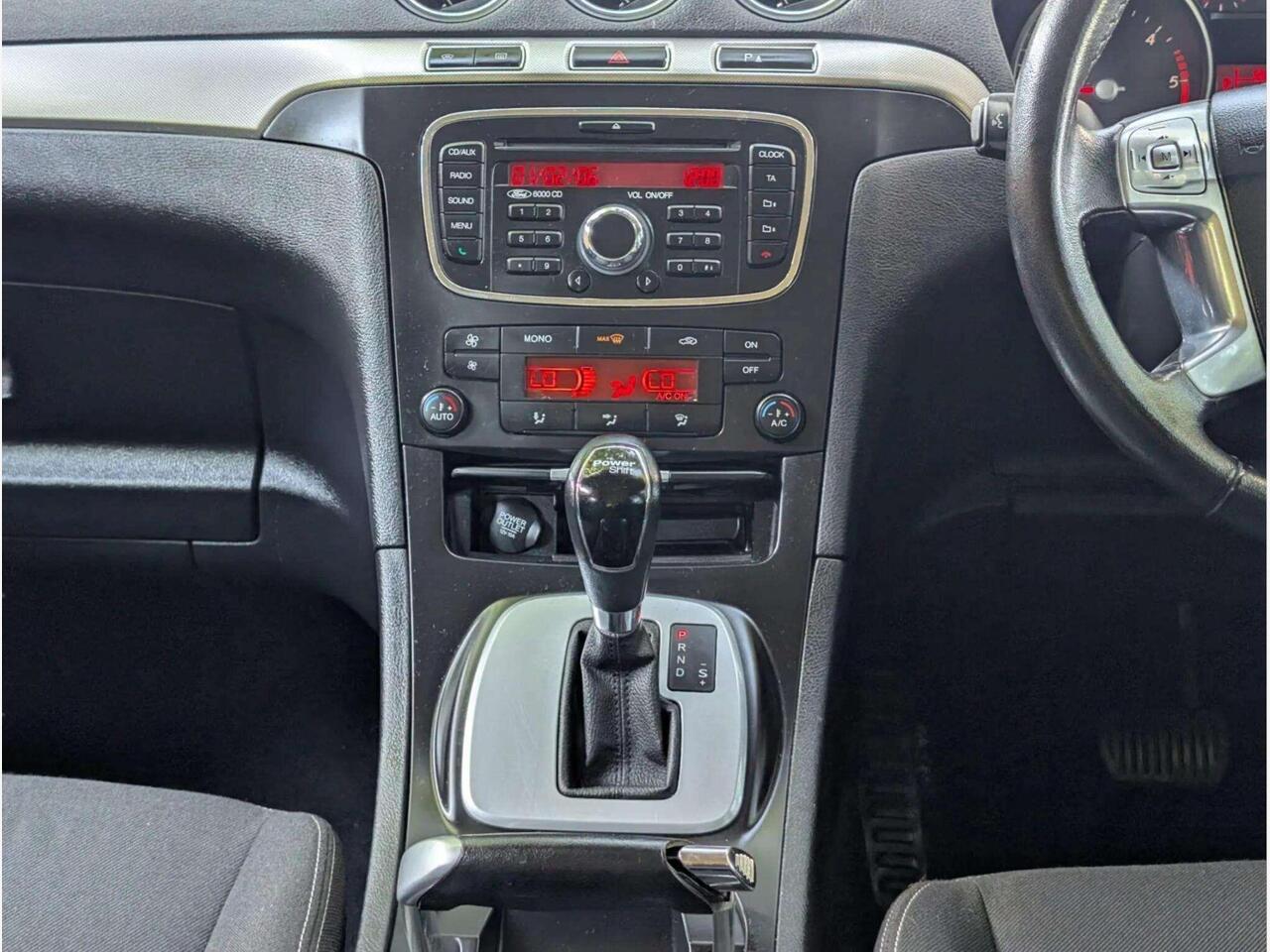 Ford Galaxy YK12ZTY