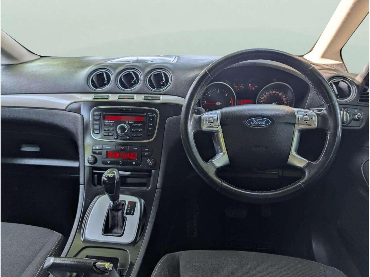 Ford Galaxy YK12ZTY