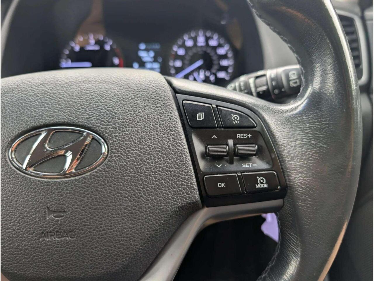 Hyundai TUCSON EJ65WNE Hyundai TUCSON EJ65WNE