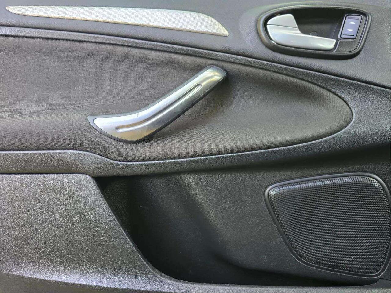 Ford S-Max LV13NSO